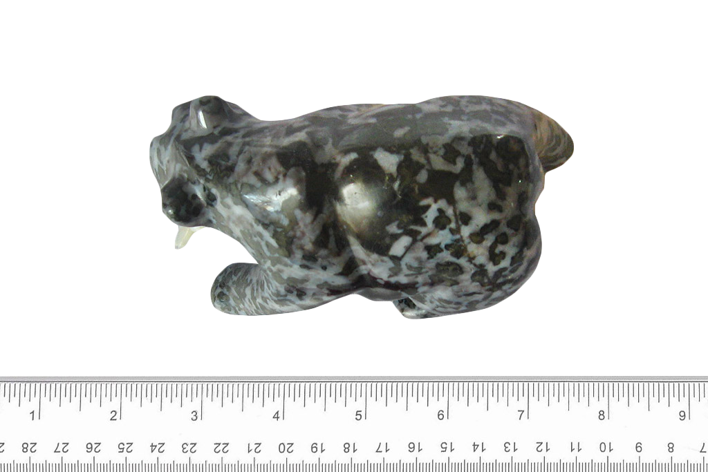 Gem Decor® Indigo Gabbro Bear Eating Fish Handmade Carvings - Luxury Decoration and gift